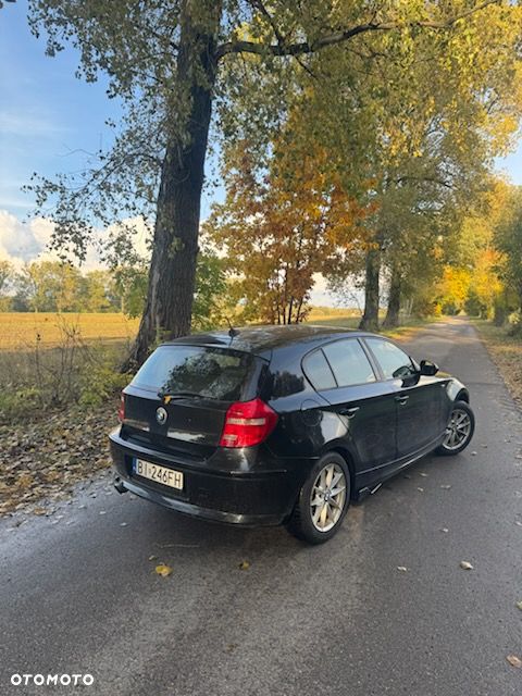 BMW Seria 1 2010 photo 4