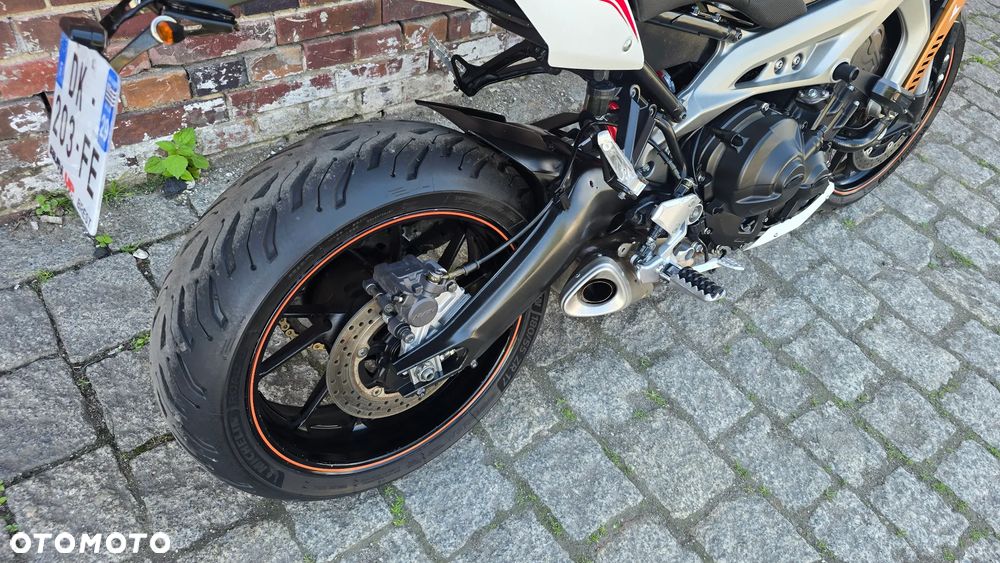 Yamaha MT - 33