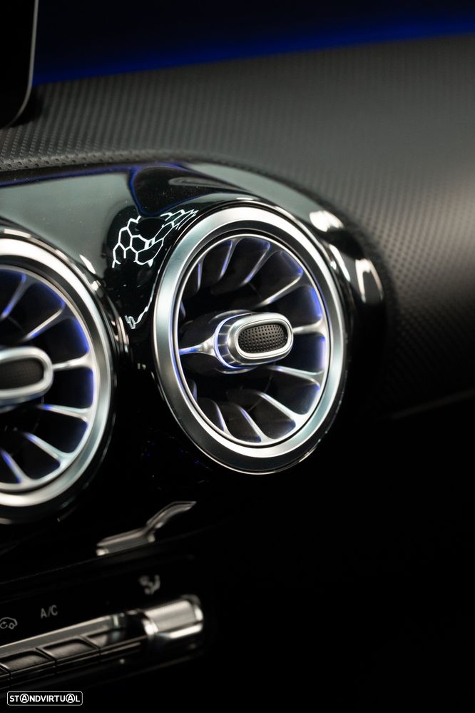 Mercedes-Benz CLA 45 AMG S 4Matic+ Speedshift 8G-DCT - 31
