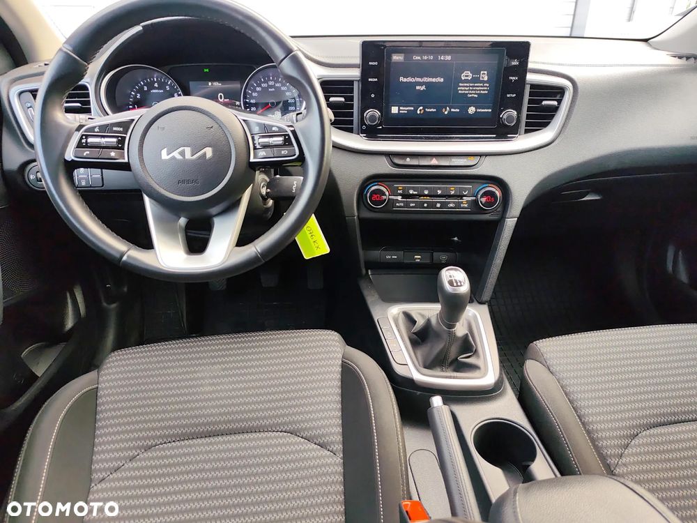 Kia XCeed 1.5 T-GDI M - 13