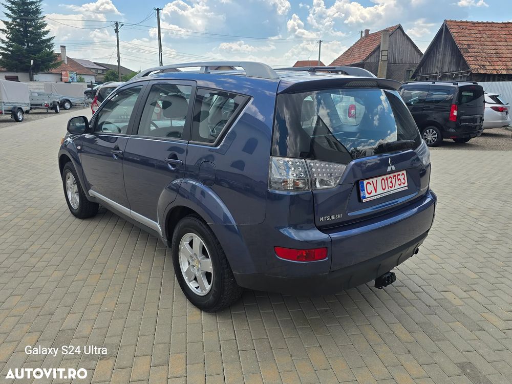 Mitsubishi Outlander 2.0 DI-D Intense - 26