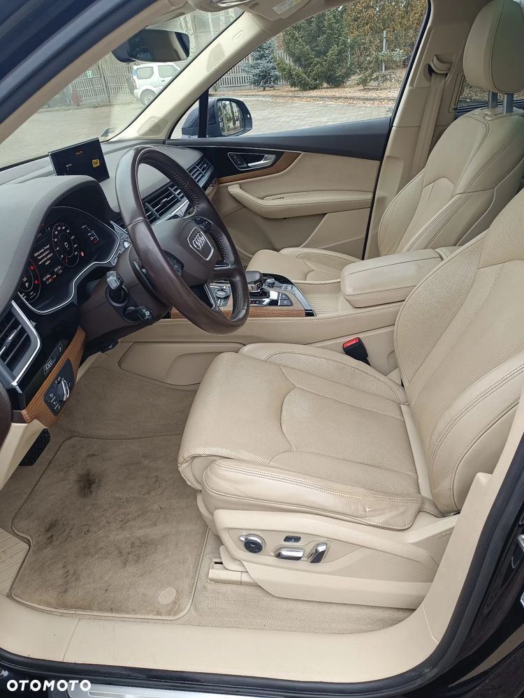 Audi Q7 3.0 TDI Quattro Tiptronic - 6
