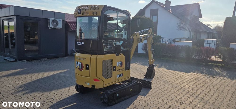 Caterpillar <<CAT 301.6, 2023r, 530MTG!, 1900kg, jazda w joystiku!z Niemiec!2 łyżki>> - 6