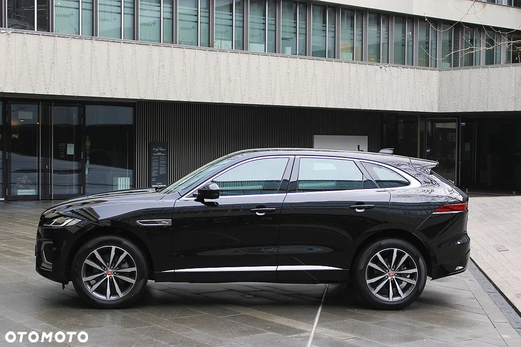Jaguar F-Pace - 5