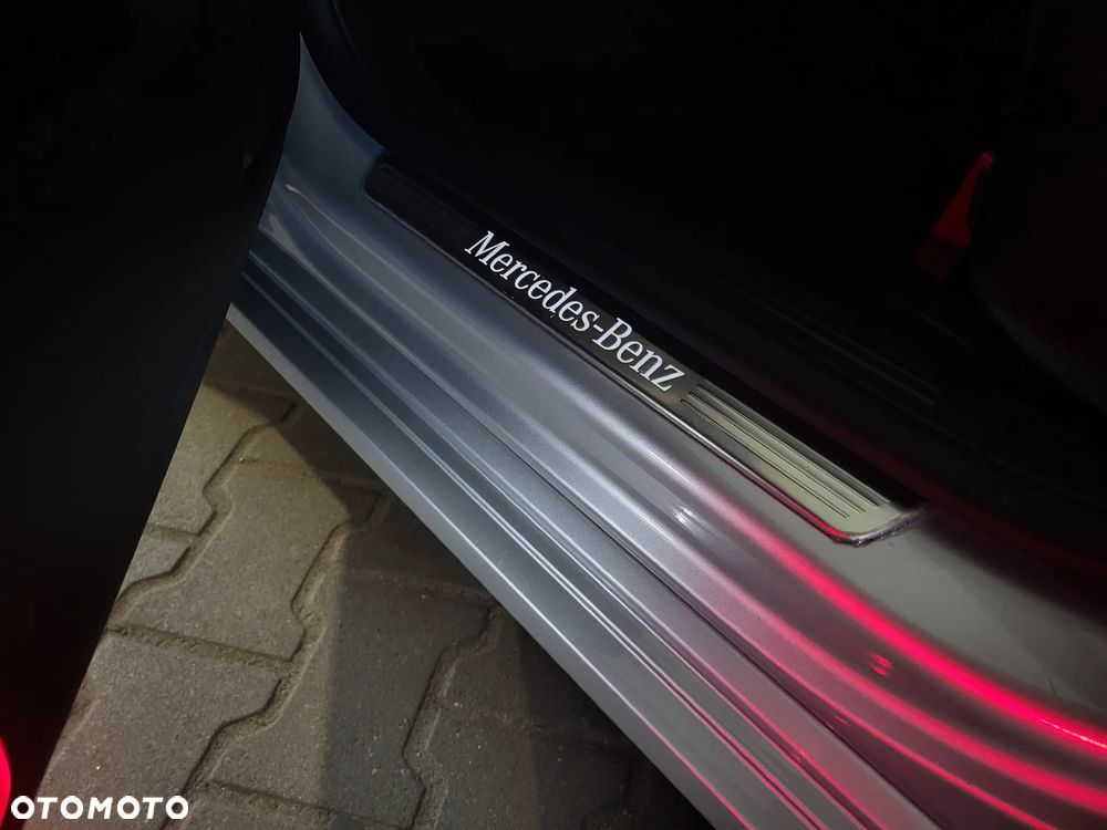 Mercedes-Benz CLA 250 Progressive 7G-DCT - 24