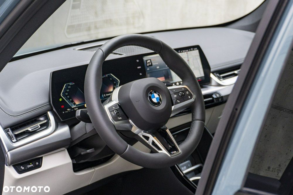 BMW X1 sDrive18i - 10