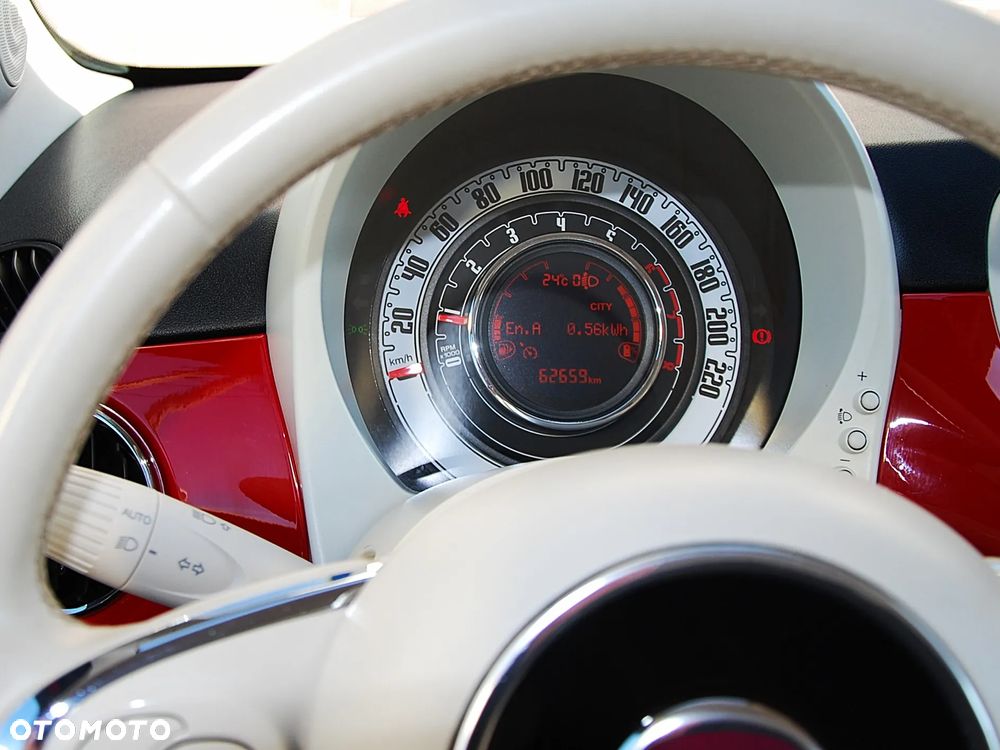 Fiat 500 1.0 Hybrid Lounge - 25