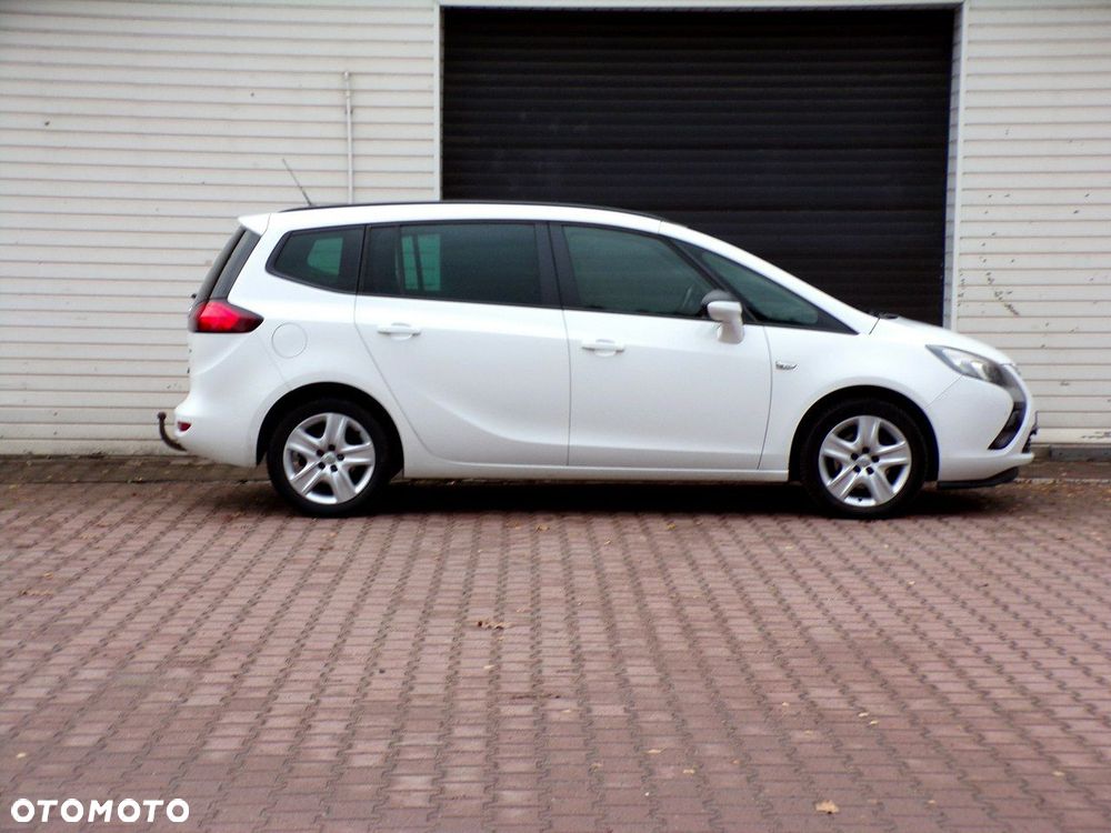 Opel Zafira - 16
