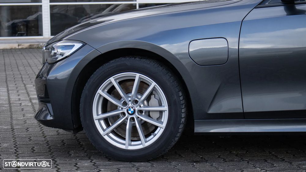 BMW 330 e Corporate Edition Auto - 5