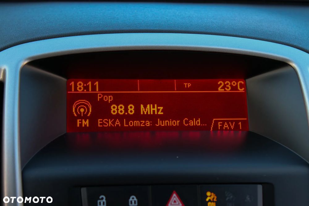 Opel Astra 1.4 Turbo Edition - 28