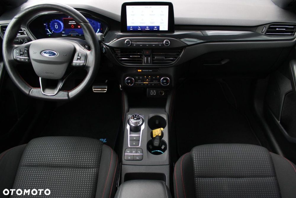 Ford Focus - 16