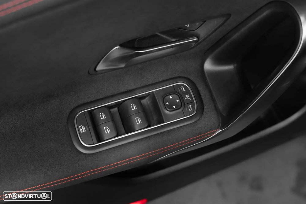 Mercedes-Benz CLA 250 - 27