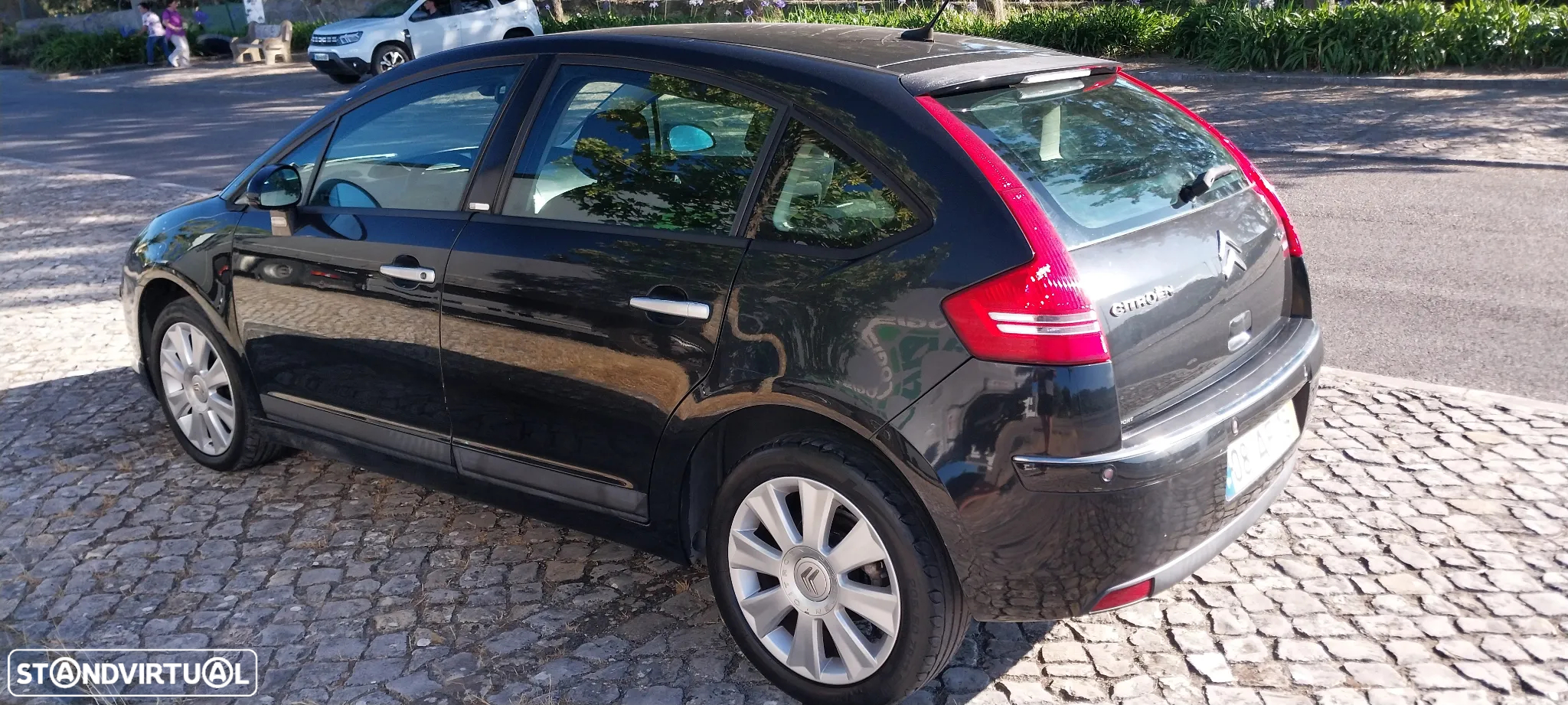 Citroën C4 1.6 HDi 110 Exclusive - 4