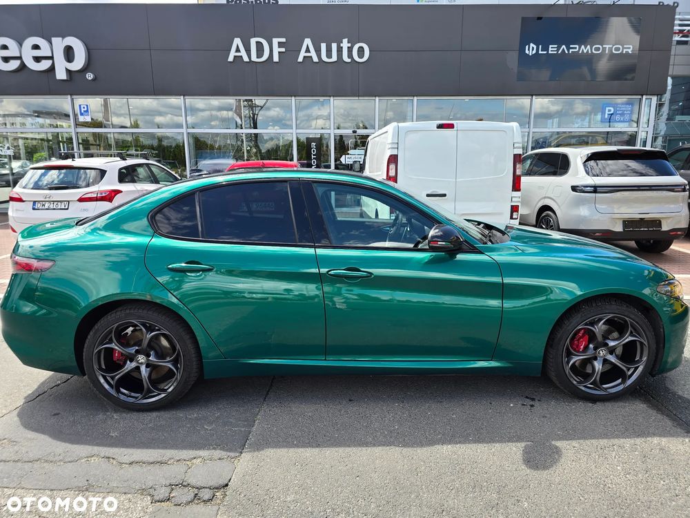 Alfa Romeo Giulia 2.0 Turbo Tributo Italiano Q4 - 10