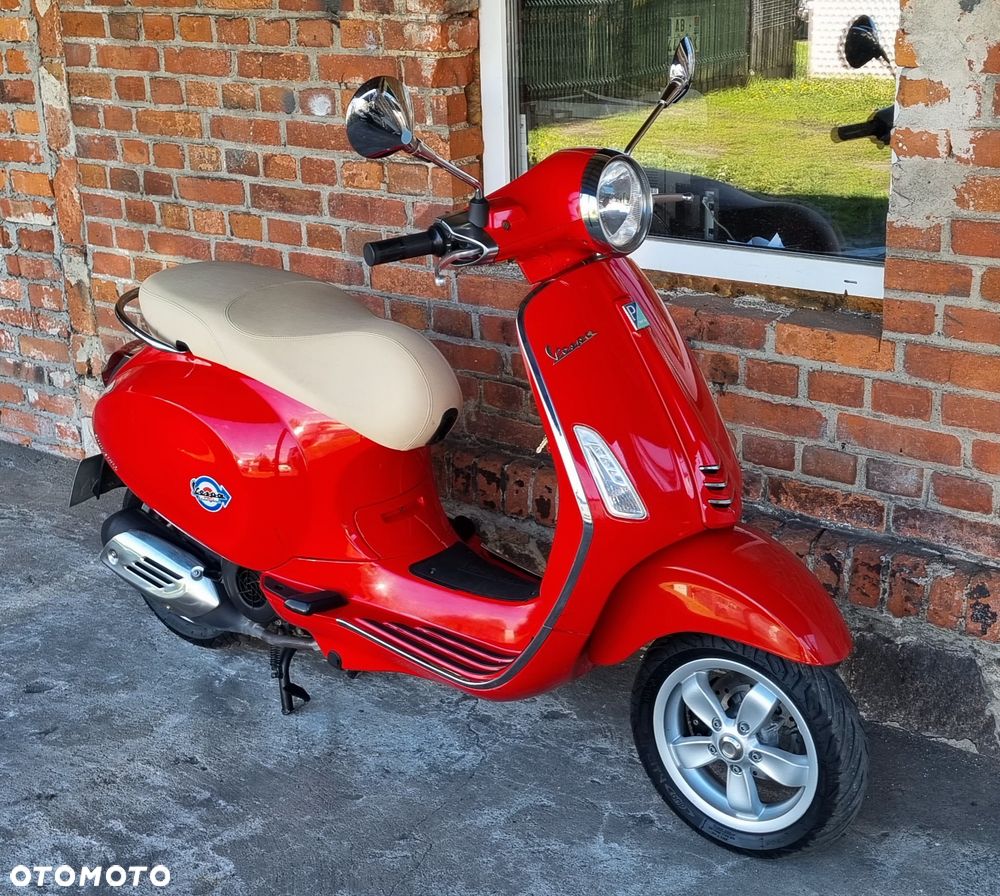 Piaggio Vespa - 1
