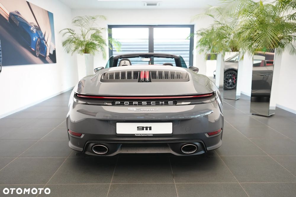 Porsche 911 Carrera S - 7