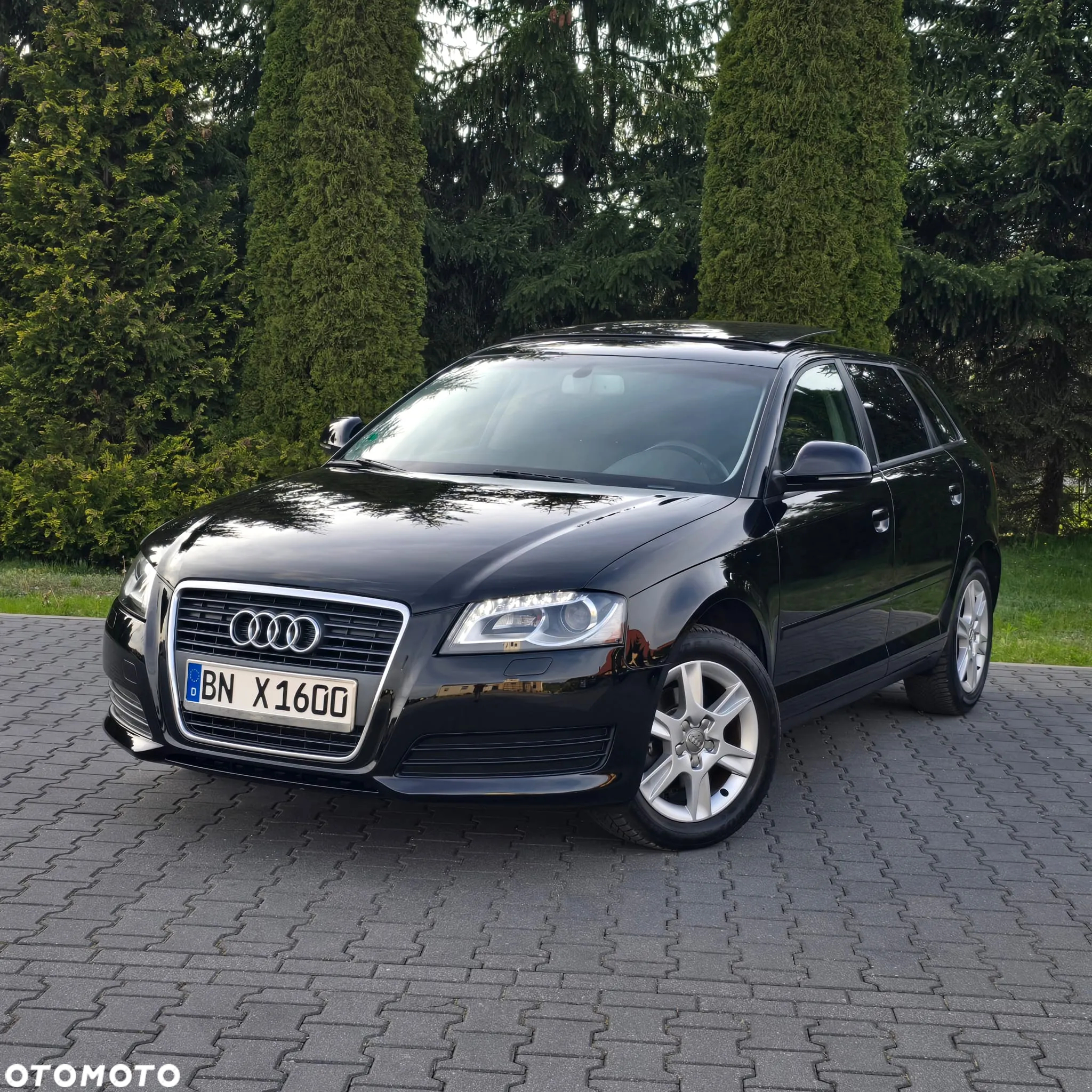 Audi A3 1.9 TDI Sportback S line Sportpaket plus - 2