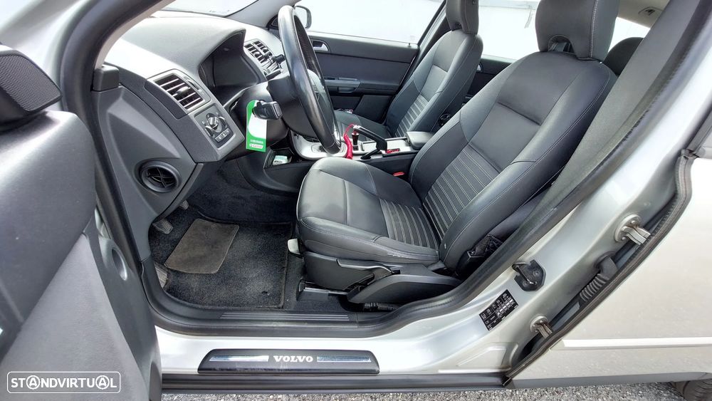 Volvo V50 1.6D - 8