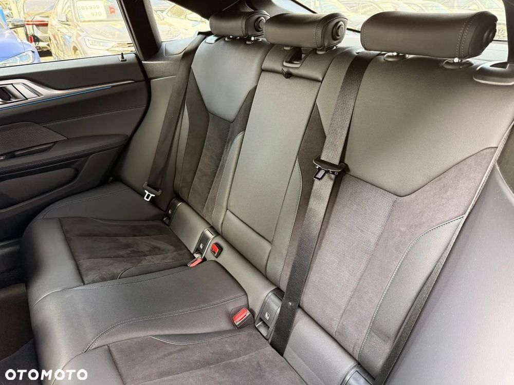 BMW Seria 4 420d xDrive M Sport sport - 26