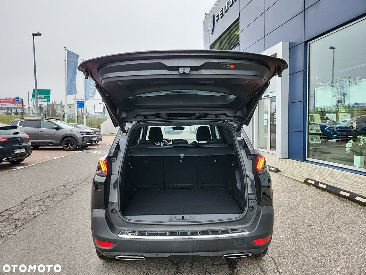 Peugeot 5008 1.5 BlueHDi GT S&S EAT8 - 6