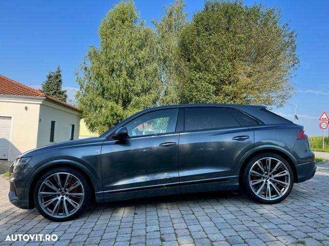 Audi Q8 - 1