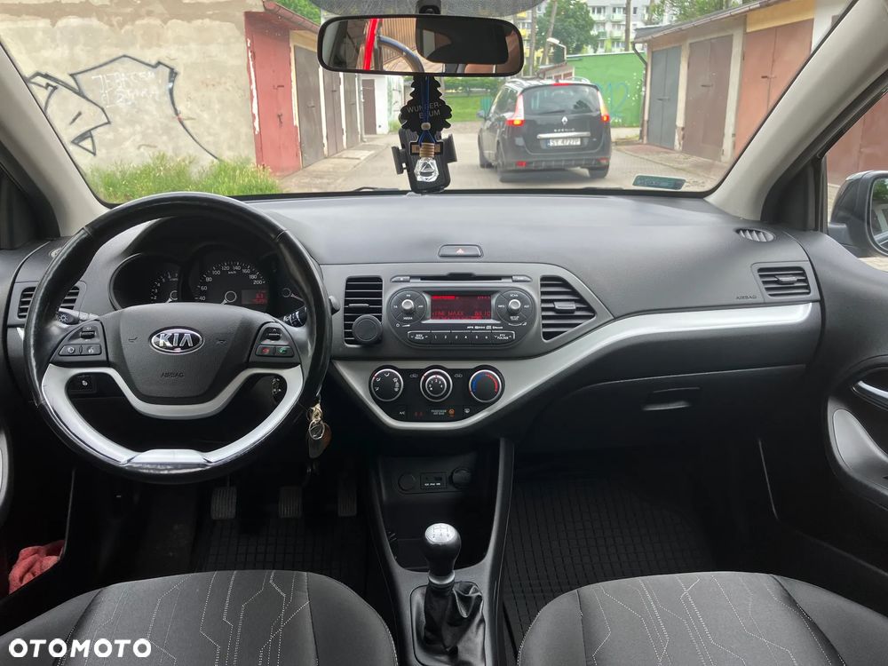 Kia Picanto 1.0 L - 12