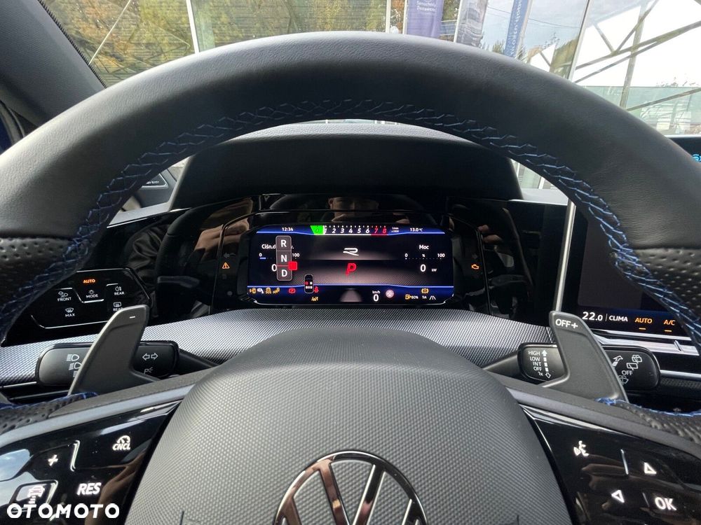 Volkswagen Golf - 16