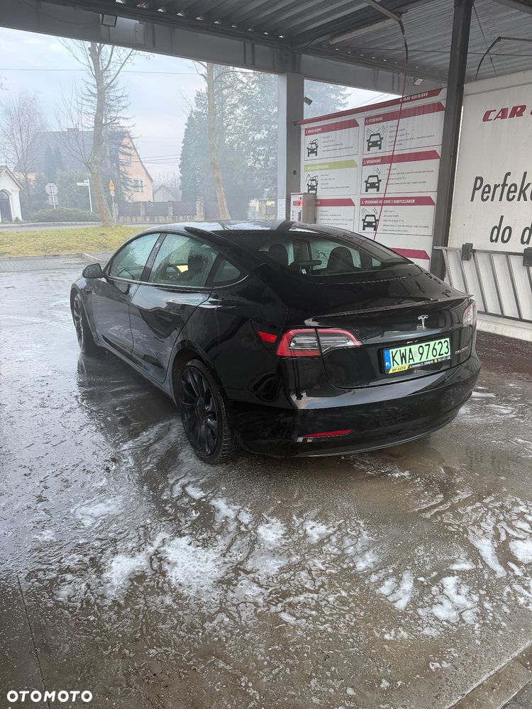 Tesla Model 3 Langstreckenbatterie Allradantrieb Dual Motor Performance - 6