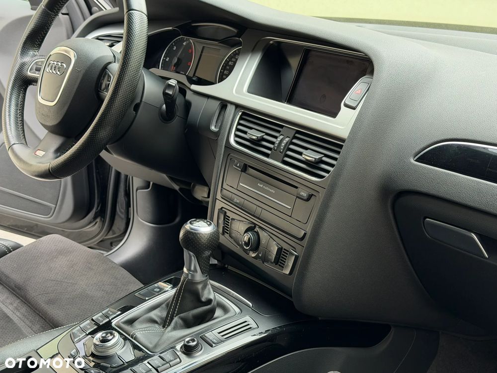 Audi A4 Limousine 2.0 TDI DPF S line Sportpaket (plus) - 32