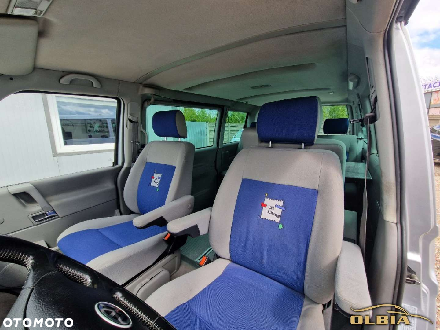 Volkswagen Multivan - 21