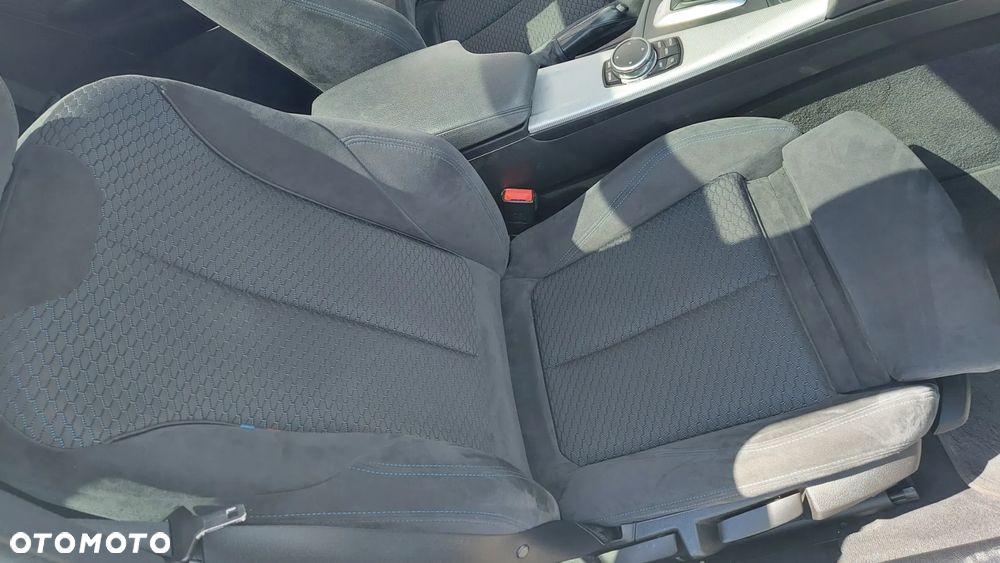 BMW Seria 3 330d Edition M Sport Shadow - 14