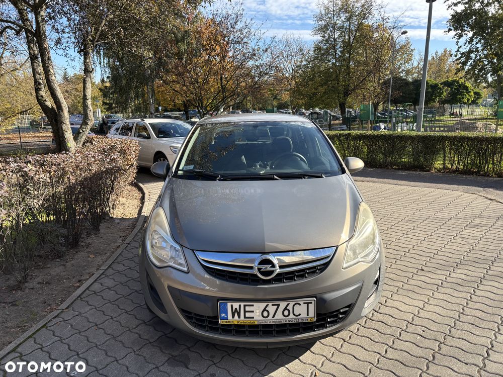 Opel Corsa 1.2 16V Cosmo - 1