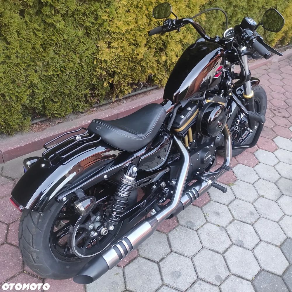 Harley-Davidson Sportster Forty-Eight - 3