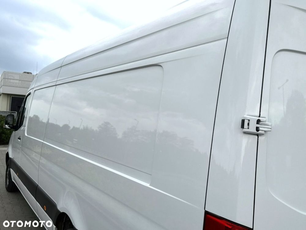 Mercedes-Benz Sprinter - 27