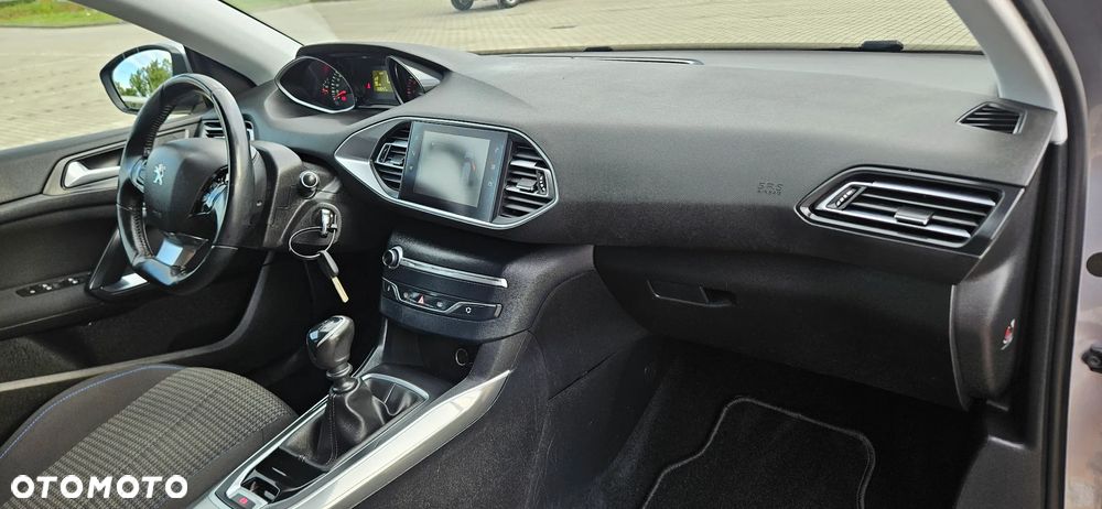 Peugeot 308 SW PureTech 110 Stop & Start Style - 5