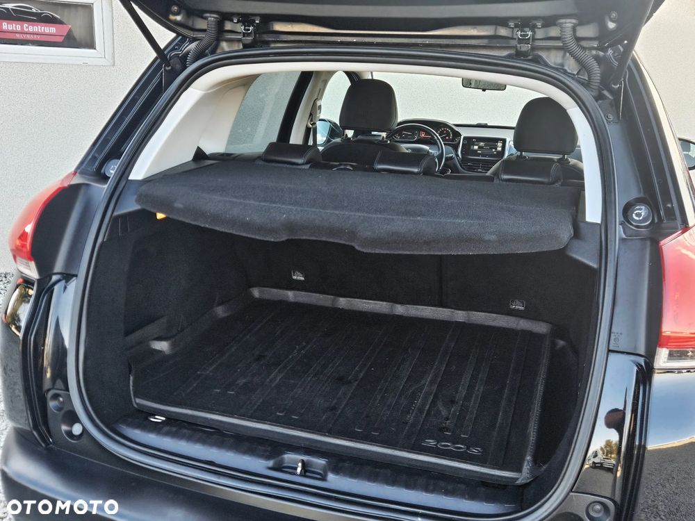 Peugeot 2008 1.6 BlueHDi Style - 15