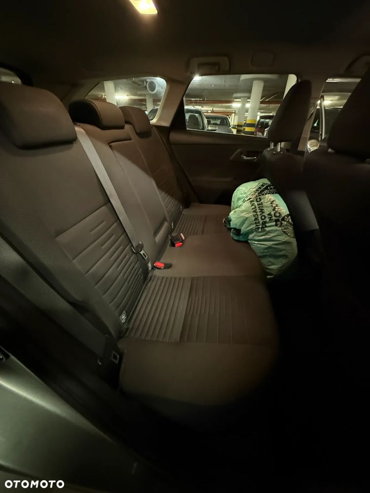 Toyota Auris 1.6 Active - 12