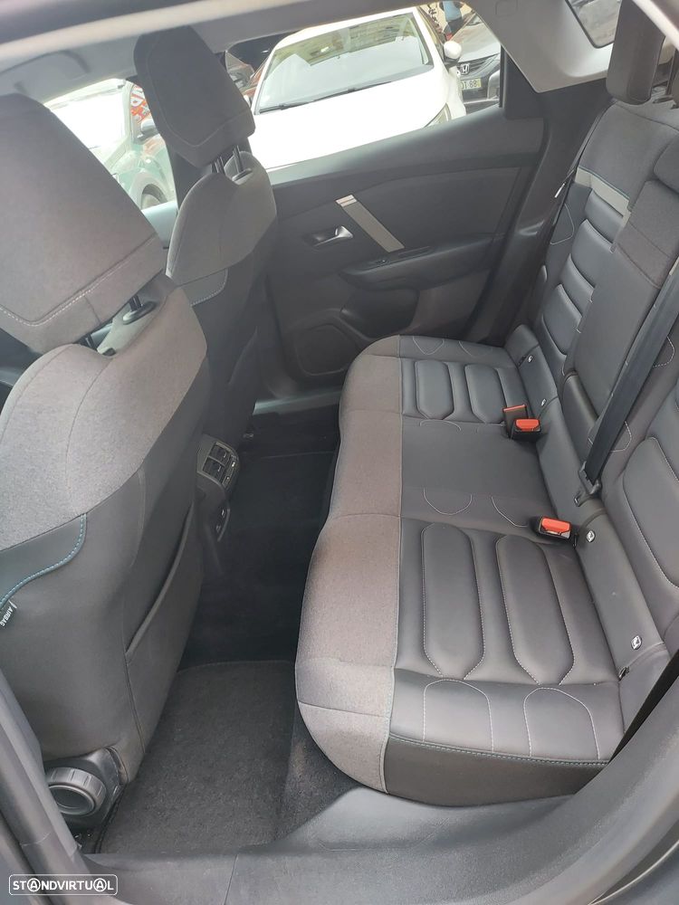 Citroën e-C4 X MAX - 12