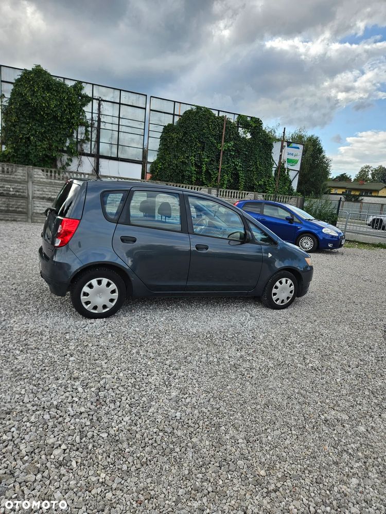 Mitsubishi Colt 1.3 Intense - 8