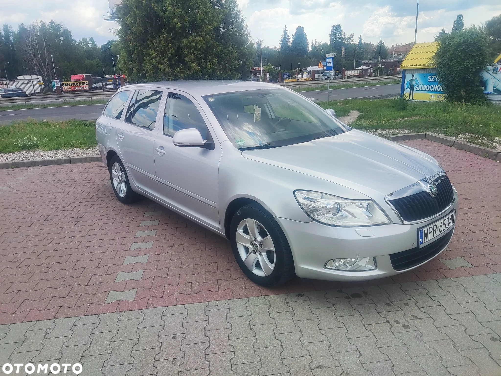 Skoda Octavia 1.8 TSI DSG Elegance - 2
