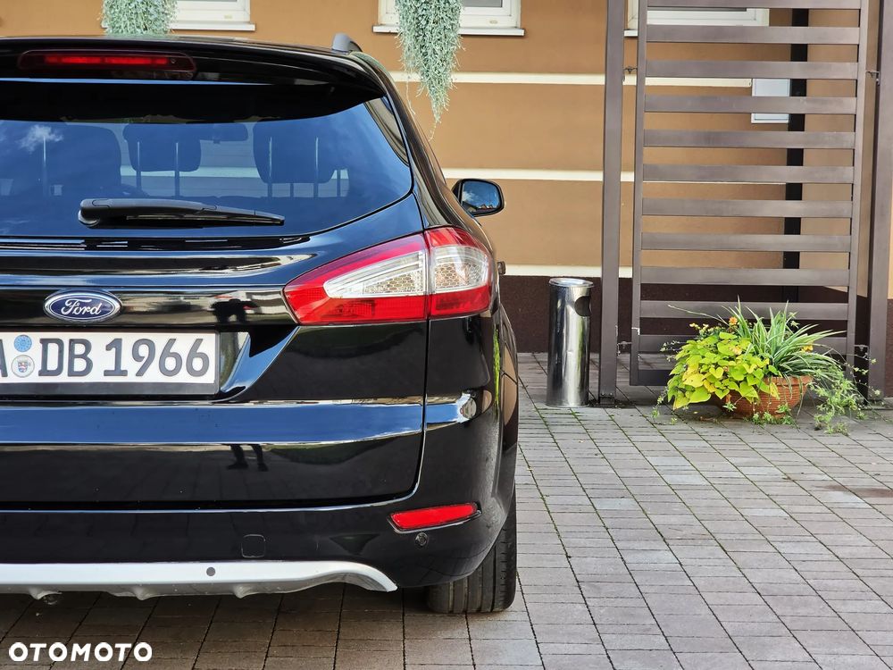 Ford Mondeo 2.0 TDCi Champions Edition - 34