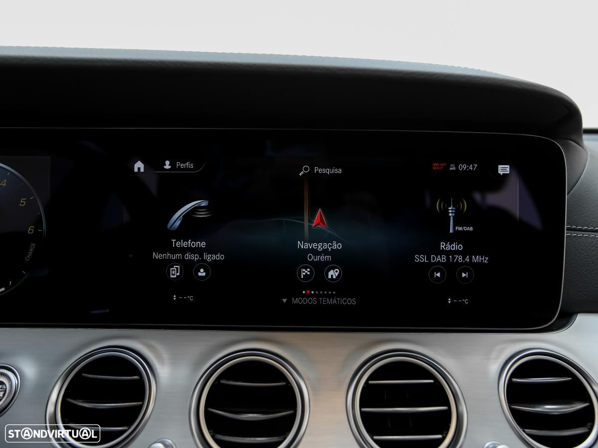Mercedes-Benz E 300 de 4Matic T 9G-TRONIC AMG Line - 35