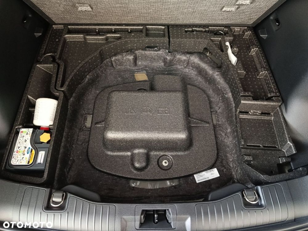 Ford Kuga - 19