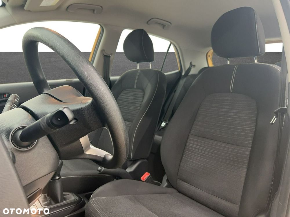 Kia Picanto - 10