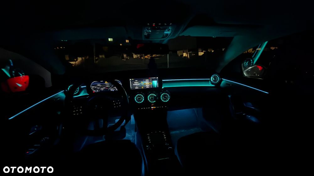 Mercedes-Benz CLA 250 e 8G-DCT AMG Line - 6