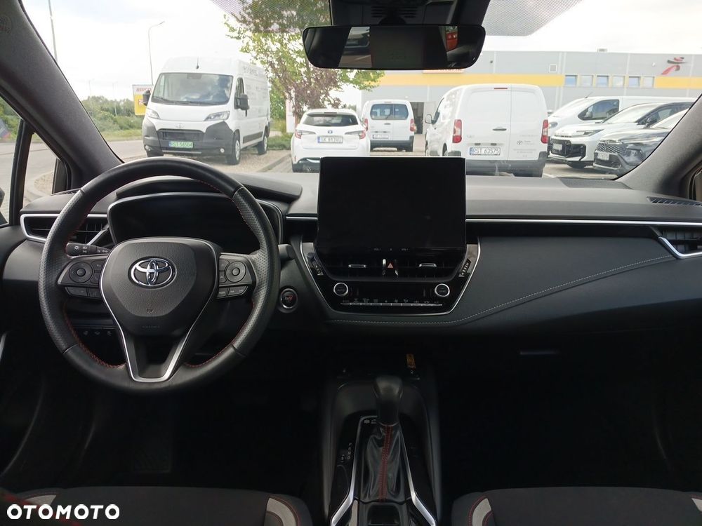 Toyota Corolla 2.0 Hybrid GR Sport Dynamic - 11