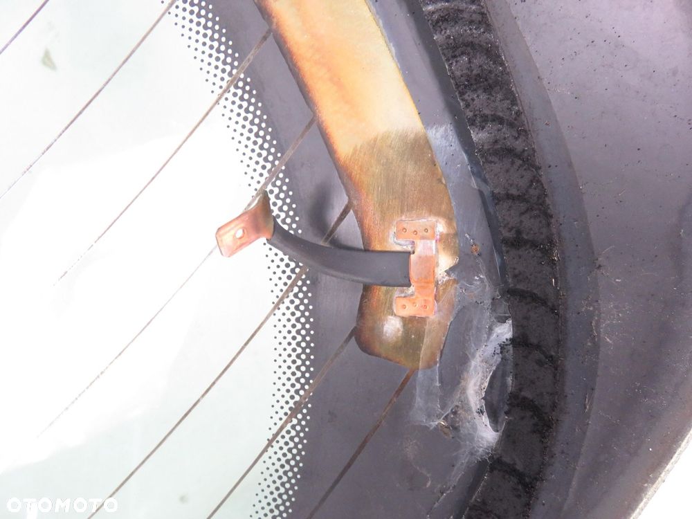 SZYBA TYLNA PEUGEOT 207 HB - 3