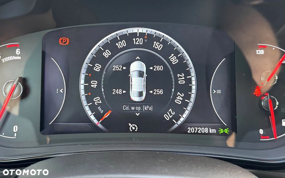 Opel Insignia 2.0 CDTI Cosmo S&S - 18