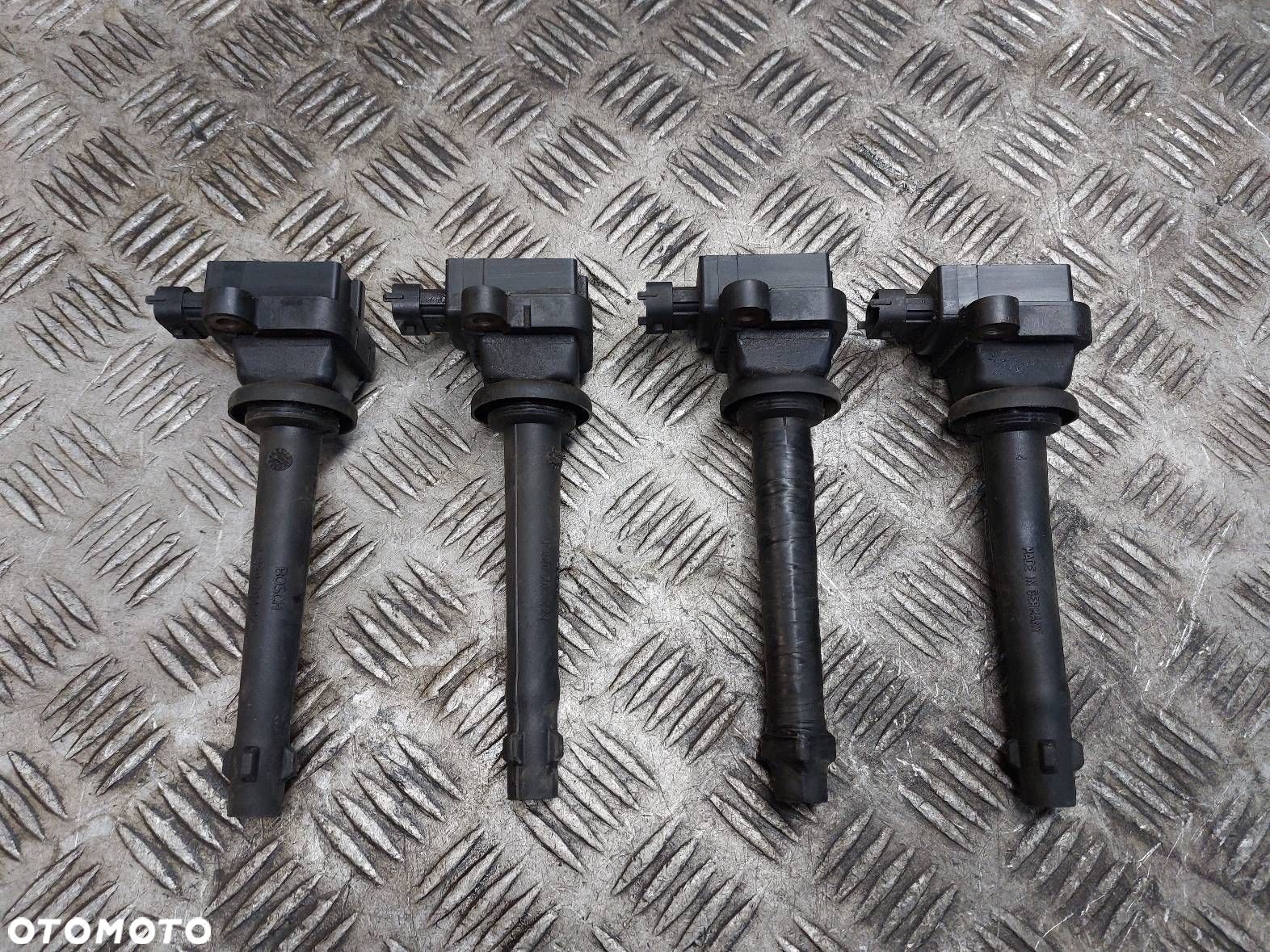 CEWKA ZAPŁONOWA KOMPLET NISSAN MICRA K11 1.0 16V 224481F700 0221504017 - 1