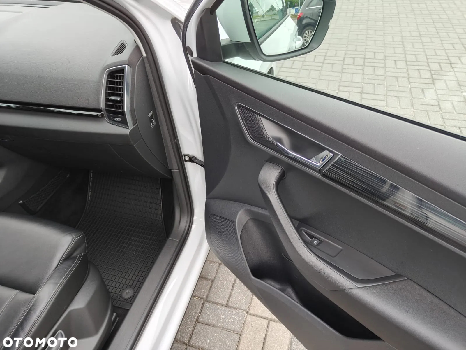 Skoda Karoq 2.0 TDI SCR 4x4 Style DSG - 22
